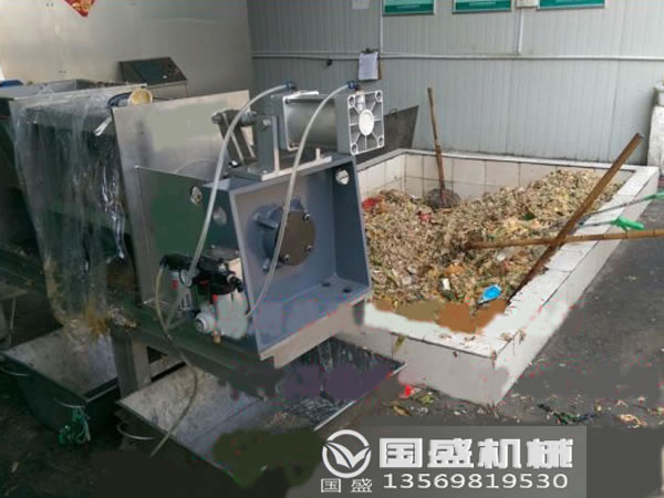 餐厨好色先生污污压榨过程